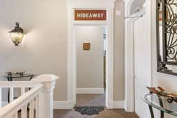 Hide-A-Way Room (BHQ-8)