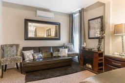 Haven Suite Room (BHQ-9)