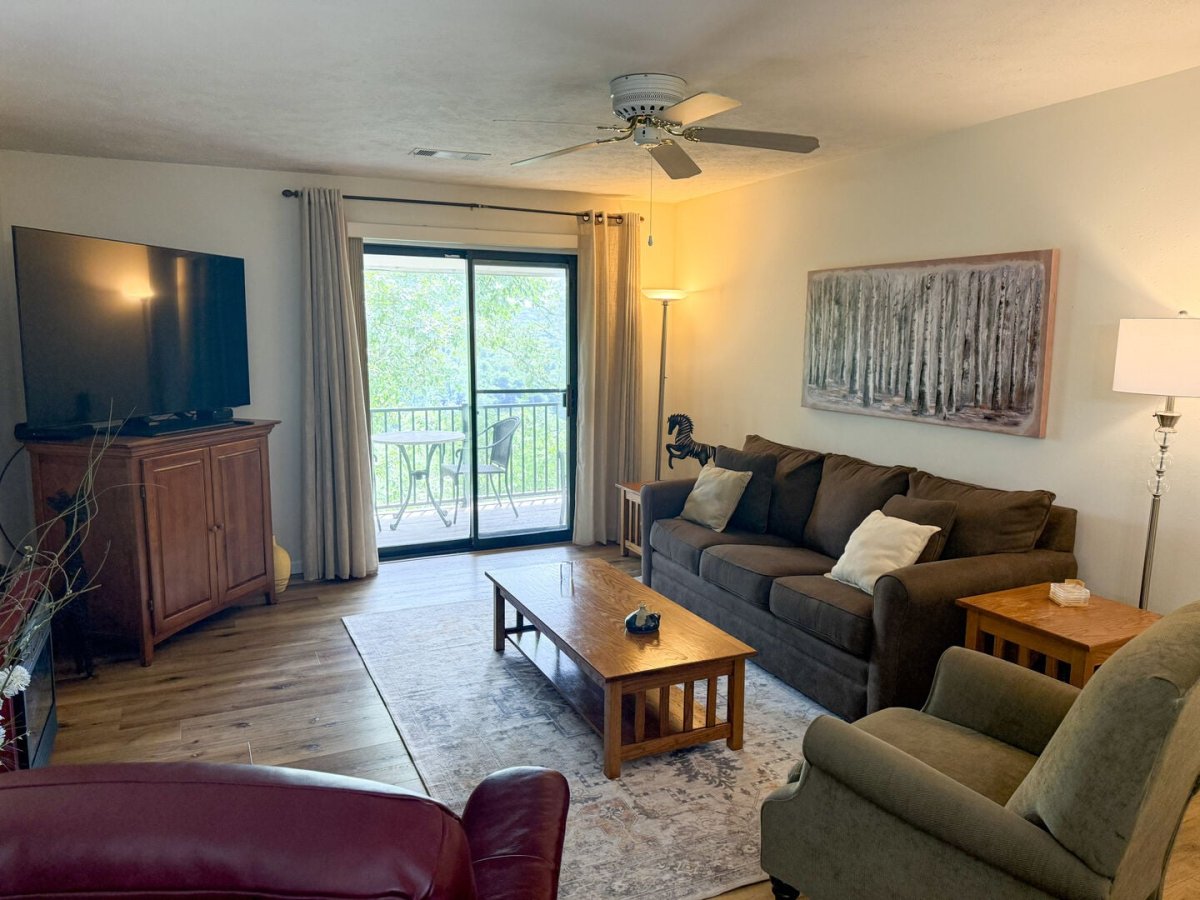 Dreams2Reality Vacation Rentals-Pointe Royale 2-6-image-1